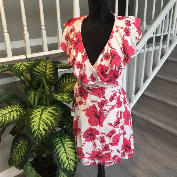 Free People Dresses & Skirts - NWT Free People Cream Combo Floral Wrap Dress